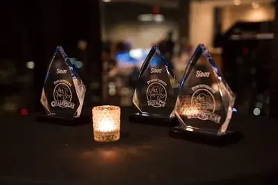 01-award-trophies